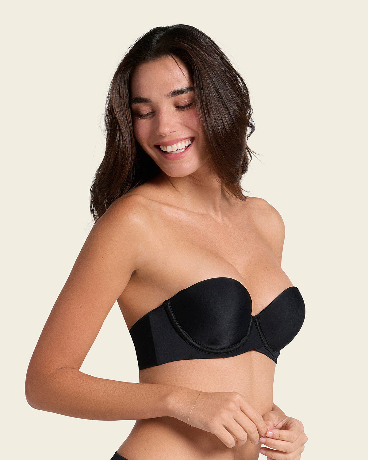 Double push-up strapless petite bra#color_700-black