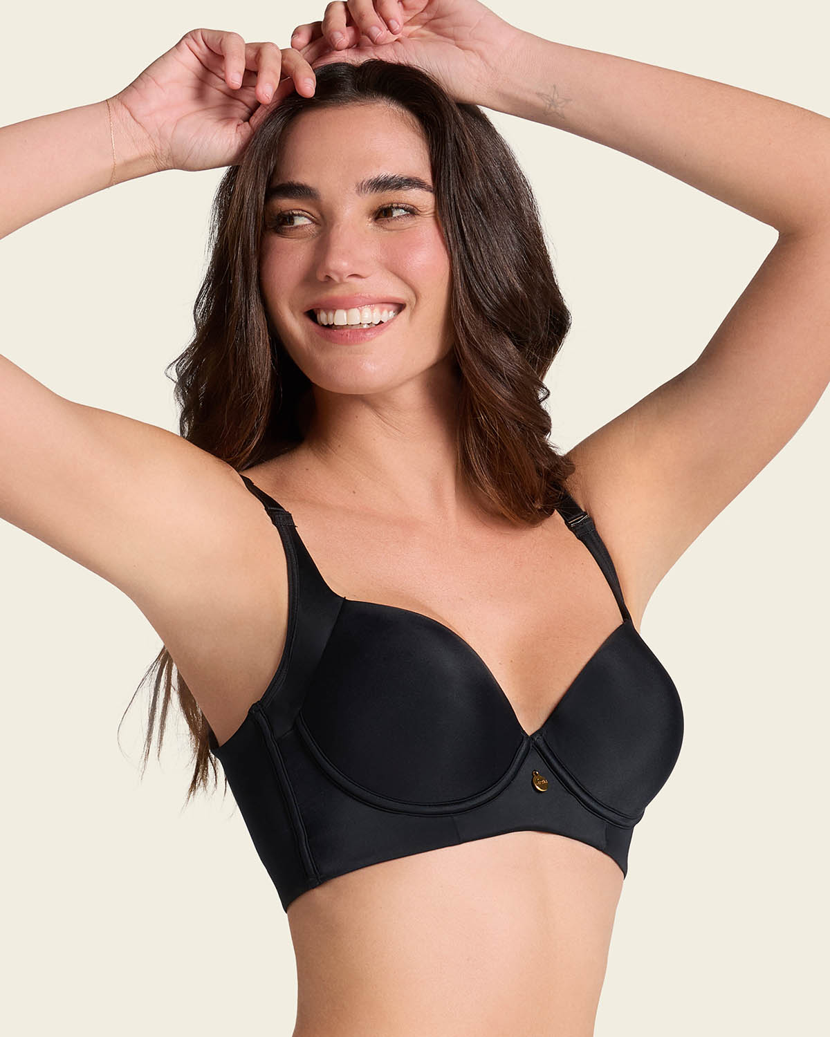 High profile back smoothing bra with soft full coverage cups#color_700-black