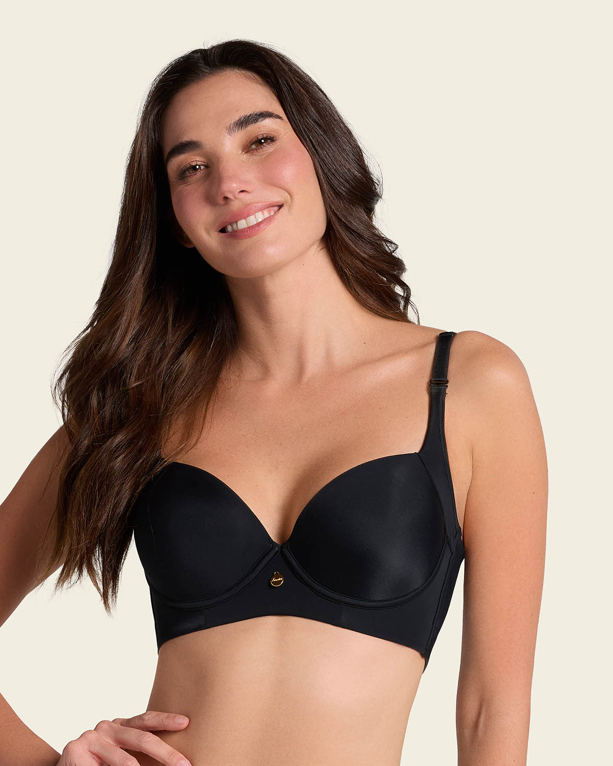High profile back smoothing bra with soft full coverage cups#color_700-black